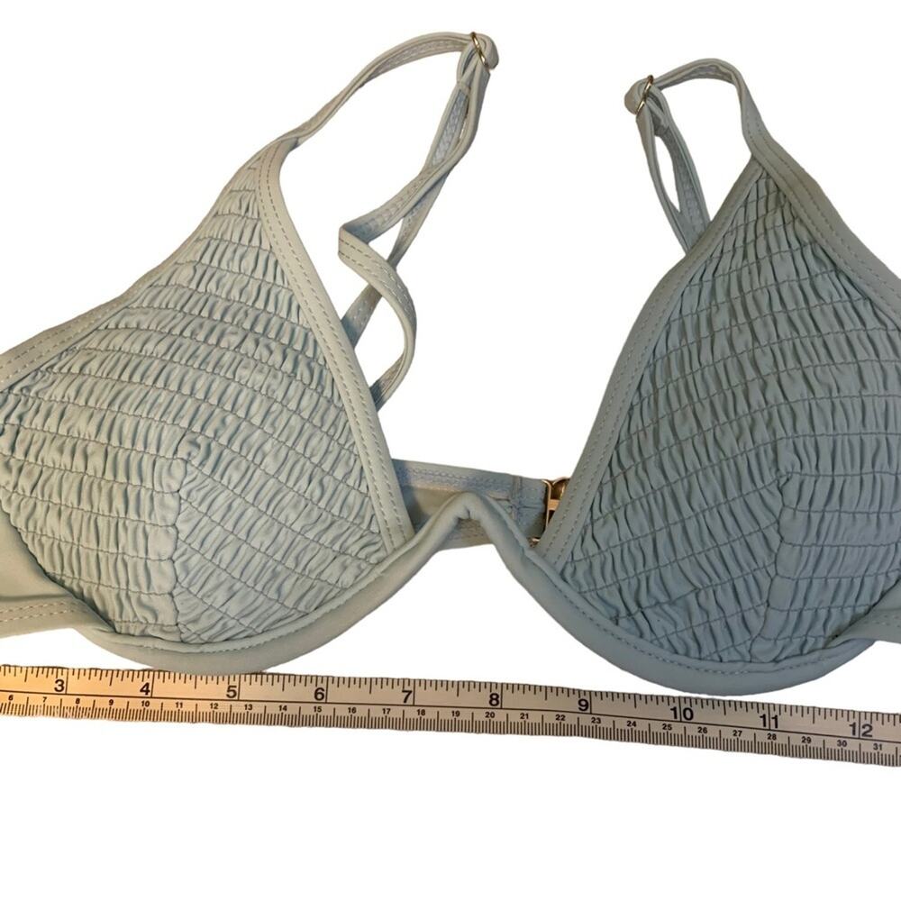 Vintage Baby Blue Smocked Wired V Cut Bikini Top with Metal Clasp Size Small - Picture 3 of 8